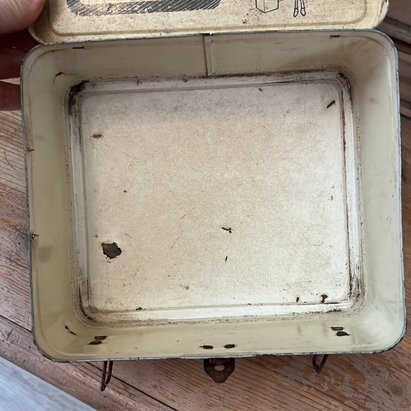 Vintage Disneyland Lunch Box Cinderella Castle Jungle Cruise 1950’s No Thermos - Picture 8 of 10